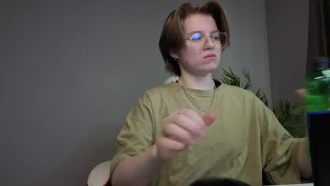 Karen online show from 29, 3, 2026