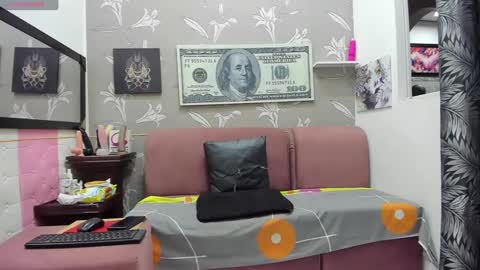 Snapshot of karenbis chatting on 12, 2, 2025 Karen online show from 12, 2, 2025