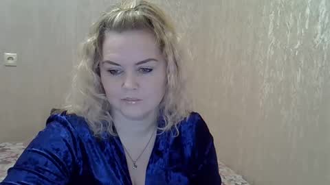 karennelsonx online show from 10, 1, 2025
