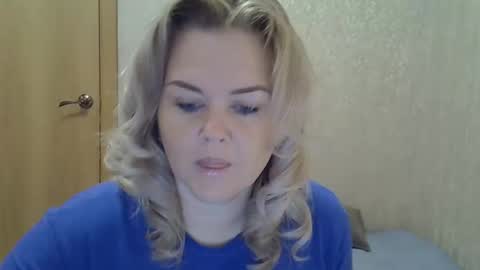 karennelsonx online show from 28, 9, 2025