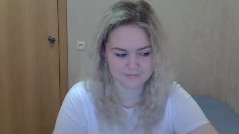 karennelsonx online show from 3, 5, 2026