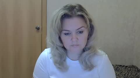 karennelsonx online show from 11, 5, 2026