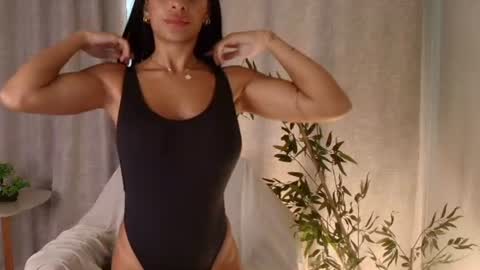 Snapshot of kari_brooks chatting on 19, 6, 2026 kari_brooks online show from 19, 6, 2026