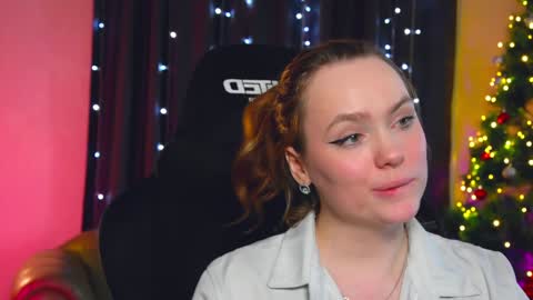 Karoline online show from 4, 1, 2025