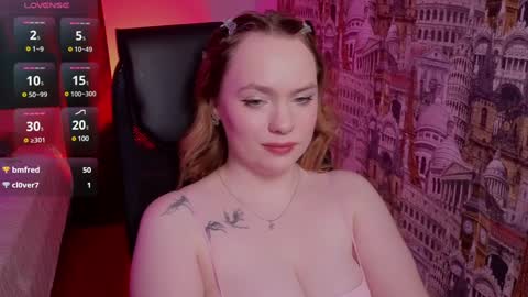 Karoline online show from 8, 2, 2025