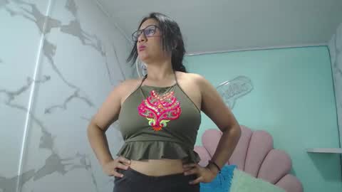 Snapshot of karime_sexygirl chatting on 19, 1, 2025 Karime online show from 19, 1, 2025