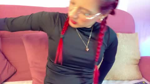 Snapshot of karina2smith chatting on 14, 4, 2026 karina online show from 14, 4, 2026