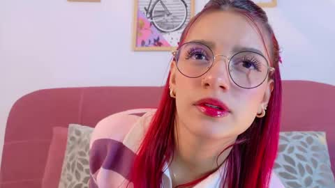 Snapshot of karina2smith chatting on 10, 5, 2026 karina online show from 10, 5, 2026