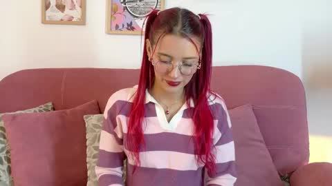 Snapshot of karina2smith chatting on 27, 5, 2026 karina online show from 27, 5, 2026
