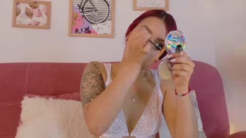 Snapshot of karina2smith chatting on 8, 7, 2026 karina online show from 8, 7, 2026