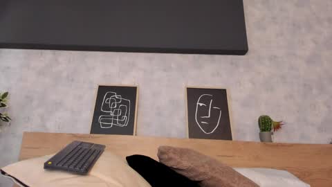 Snapshot of karina_gomez_18 chatting on 2, 4, 2026 Kari online show from 2, 4, 2026