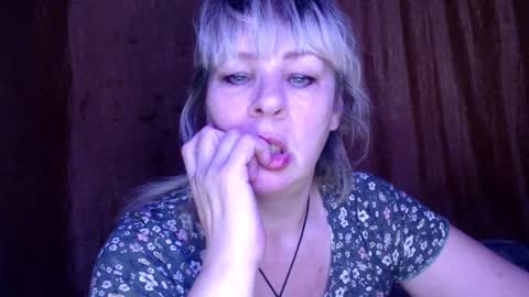 Snapshot of karina_ren chatting on 4, 12, 2024 Karina online show from 4, 12, 2024
