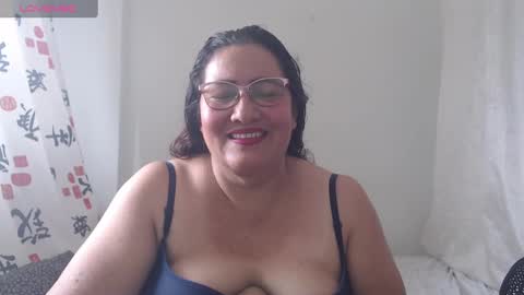 Snapshot of karina_turbay chatting on 4, 10, 2025 Karina online show from 4, 10, 2025