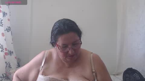 Snapshot of karina_turbay chatting on 3, 12, 2025 Karina online show from 3, 12, 2025