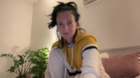 Snapshot of karinablair chatting on 13, 12, 2024 Karina online show from 13, 12, 2024