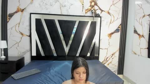 Snapshot of karinasimonz chatting on 22, 10, 2025 KarinaSimonz online show from 22, 10, 2025