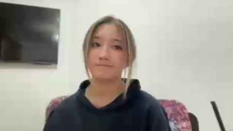 Snapshot of karissagius chatting on 6, 7, 2026 karissagius online show from 6, 7, 2026