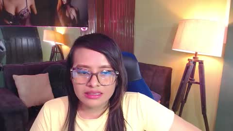 Snapshot of karla_al1 chatting on 20, 10, 2025 KARLA online show from 20, 10, 2025