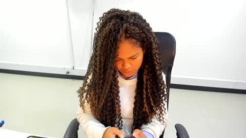 Snapshot of karla_cg chatting on 26, 2, 2025 karla_cg online show from 26, 2, 2025