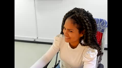 Snapshot of karla_cg chatting on 27, 2, 2025 karla_cg online show from 27, 2, 2025