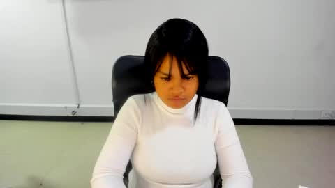 Snapshot of karla_cg chatting on 29, 9, 2025 karla_cg online show from 29, 9, 2025