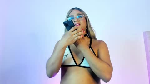 Snapshot of karla_dior chatting on 23, 1, 2025 DIOR  online show from 23, 1, 2025