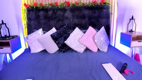 Snapshot of karla_gonzaless chatting on 4, 3, 2025 Karla Gonzaless online show from 4, 3, 2025