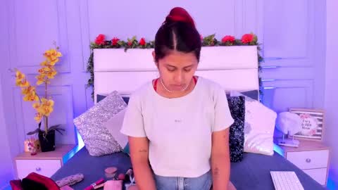Snapshot of karla_gonzaless chatting on 10, 3, 2025 Karla Gonzaless online show from 10, 3, 2025
