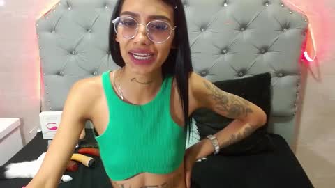 Snapshot of karla_slutskinny chatting on 19, 2, 2025 karla_slutskinny online show from 19, 2, 2025