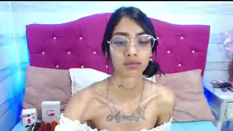 Snapshot of karla_slutskinny chatting on 27, 2, 2025 karla_slutskinny online show from 27, 2, 2025