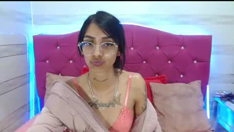 Snapshot of karla_slutskinny chatting on 11, 3, 2025 karla_slutskinny online show from 11, 3, 2025