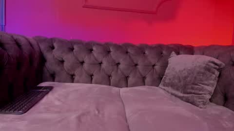 carla  online show from 7, 11, 2025