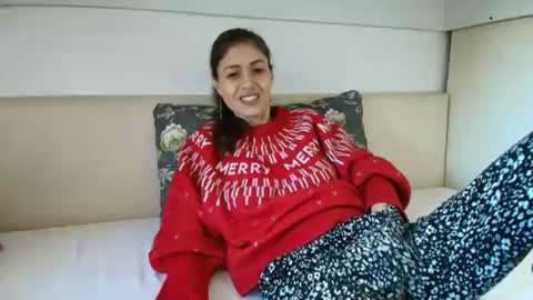 Crystyna online show from 5, 3, 2025