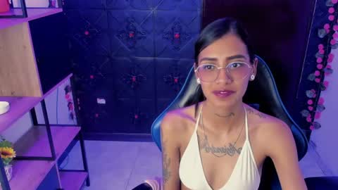 Snapshot of karlaslutskinny__ chatting on 11, 7, 2026 karlaslutskinny__ online show from 11, 7, 2026