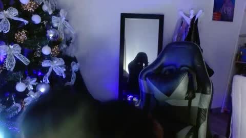 karlavittar online show from 2, 12, 2025