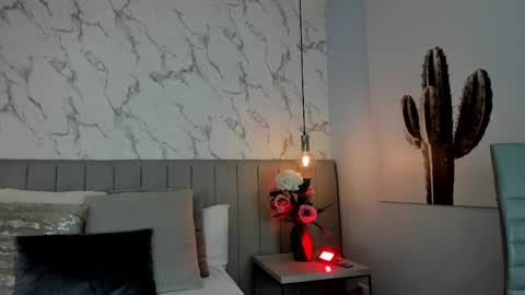 Snapshot of karlla_brown chatting on 24, 4, 2026 karlla_brown online show from 24, 4, 2026