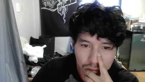 karloscm4 online show from 7, 3, 2025