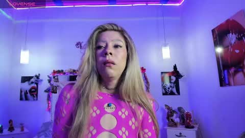 Karly Moonns online show from 15, 12, 2024