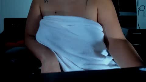 Snapshot of karly_shiine_ chatting on 19, 10, 2025 karly. online show from 19, 10, 2025