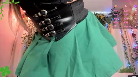 Snapshot of karol_elegance_ chatting on 17, 3, 2026 karol online show from 17, 3, 2026