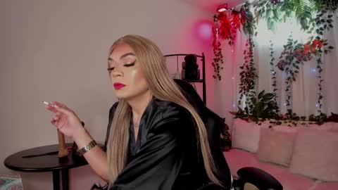  karol  online show from 7, 5, 2026