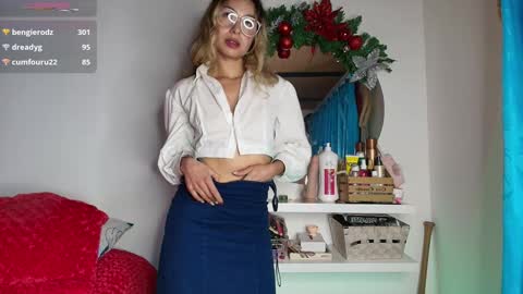 Snapshot of karol_goode chatting on 14, 12, 2024 karol_goode online show from 14, 12, 2024