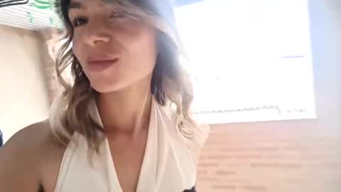 Snapshot of karol_goode chatting on 8, 3, 2025 karol_goode online show from 8, 3, 2025