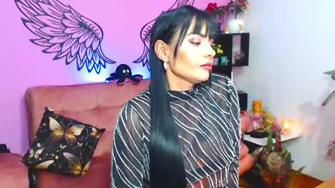Karol Kenedy online show from 28, 1, 2025