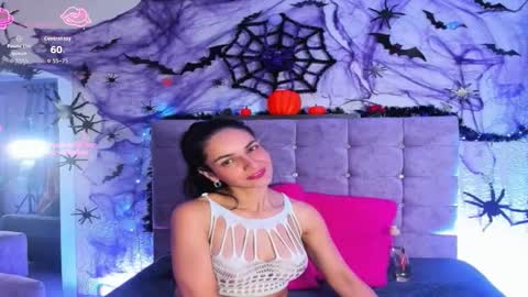 Snapshot of karol_rose12 chatting on 30, 10, 2025 Karol online show from 30, 10, 2025