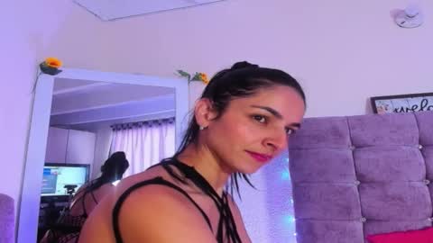 Snapshot of karol_rose12 chatting on 14, 11, 2025 Karol online show from 14, 11, 2025