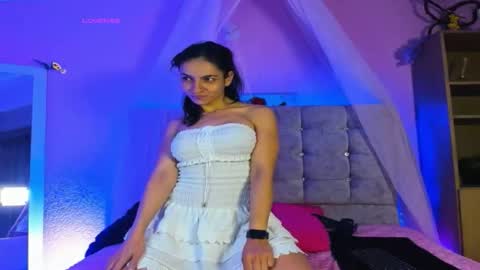 Snapshot of karol_rose12 chatting on 15, 12, 2025 Karol online show from 15, 12, 2025