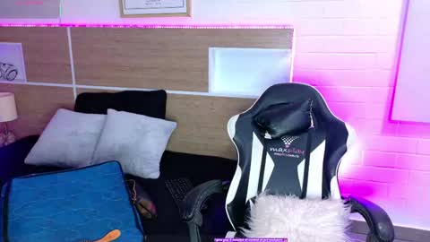 KAROL SCOTT online show from 22, 5, 2026