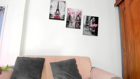 Snapshot of karol_w10 chatting on 1, 4, 2026 karol_w10 online show from 1, 4, 2026