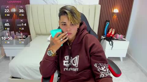 Karol and Luna online show from 14, 2, 2025